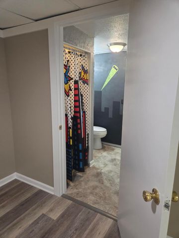 512 Crofton DR, Vinton, VA 24179