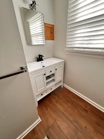 5335 Cave Spring LN, Roanoke, VA 24018