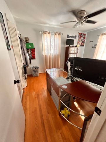 5335 Cave Spring LN, Roanoke, VA 24018