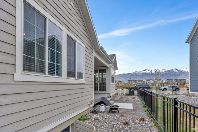 9874 N BEDFORD CT, Highland, UT 84003