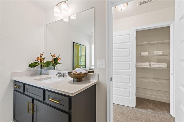 7232 Millbrae Walk, Flowery Branch, GA 30542