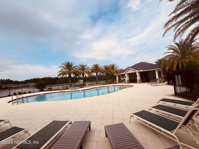 4207 CHERRY LAKE Lane, Middleburg, FL 32068