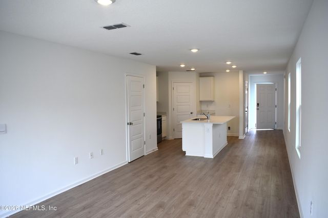 5684 COPPERS EDGE Lane, Jacksonville, FL 32254