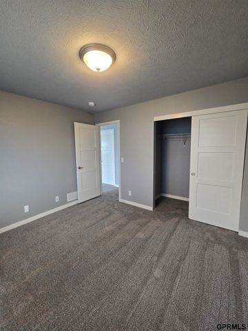7921 N 149 Street, Bennington, NE 68007
