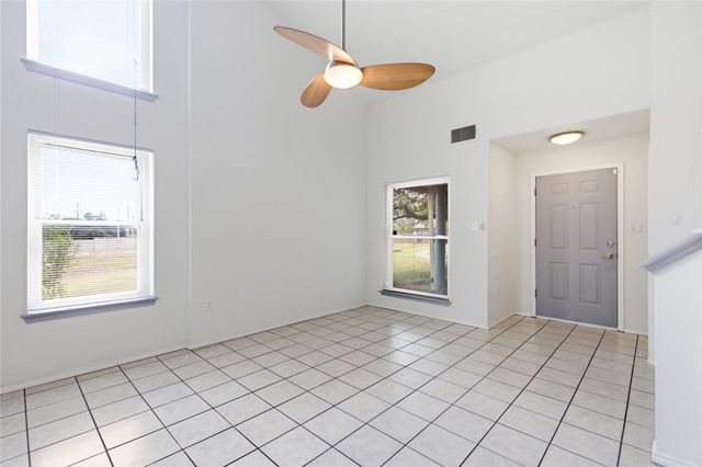 9125 Vigen CIR, Austin, TX 78748