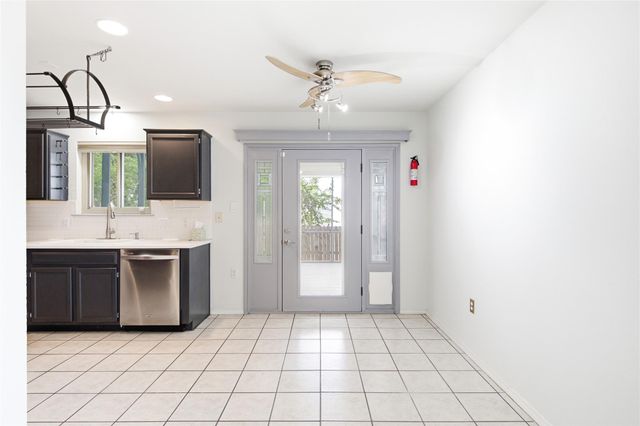 9125 Vigen CIR, Austin, TX 78748