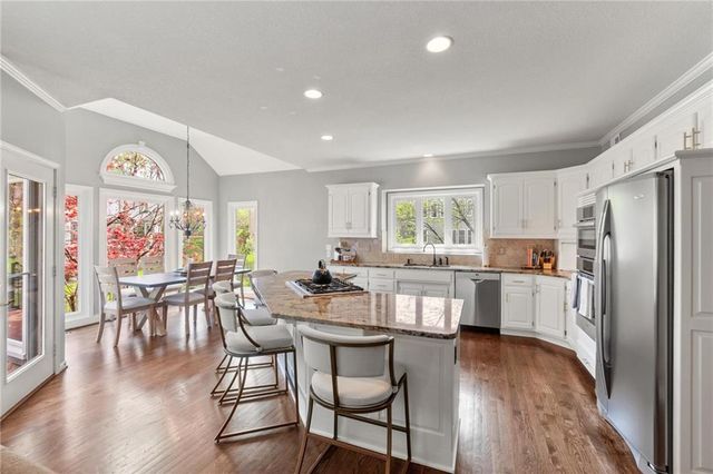 14009 Lucille Street, Overland Park, KS 66221