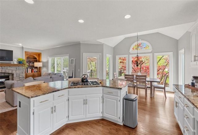 14009 Lucille Street, Overland Park, KS 66221