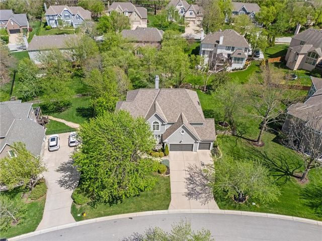 14009 Lucille Street, Overland Park, KS 66221