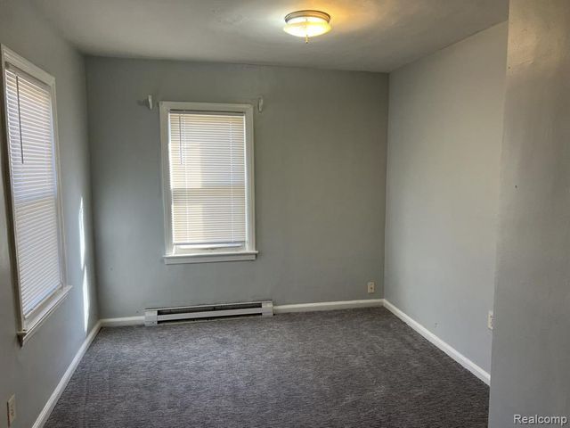 23217 Helen Street, Southfield, MI 48033