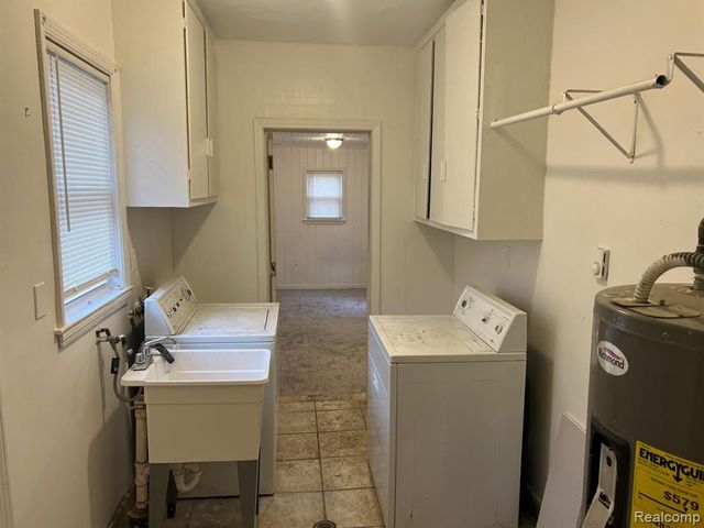 23217 Helen Street, Southfield, MI 48033