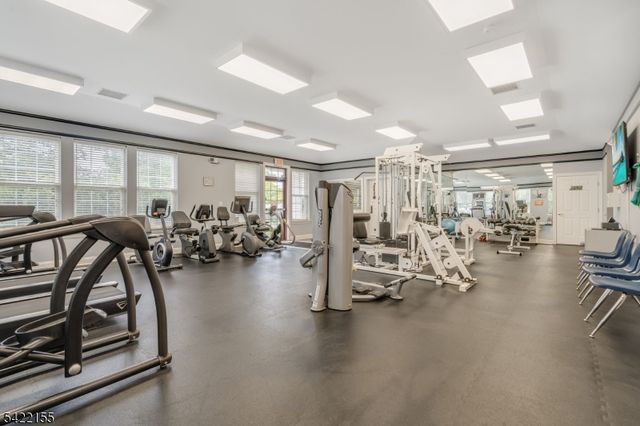 107 Kensington Cir, White Twp., NJ 07823