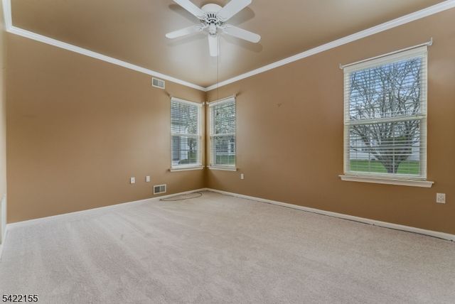 107 Kensington Cir, White Twp., NJ 07823