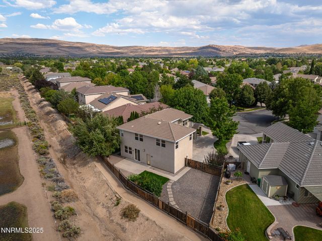 2608 Arrowsmith Drive, Sparks, NV 89436