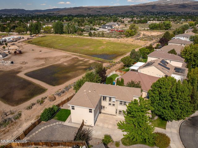 2608 Arrowsmith Drive, Sparks, NV 89436