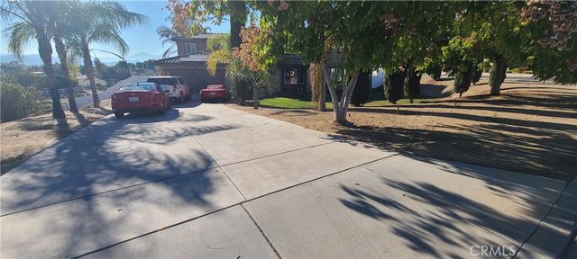 17319 Timberview Drive, Riverside, CA 92504