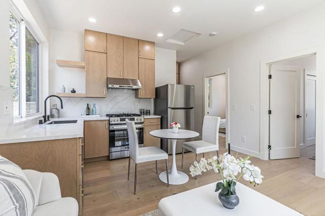 225 S Mathilda Avenue, Sunnyvale, CA 94086