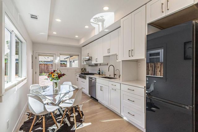 225 S Mathilda Avenue, Sunnyvale, CA 94086