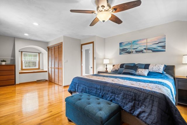 34 Cary St., Wilmington, MA 01887