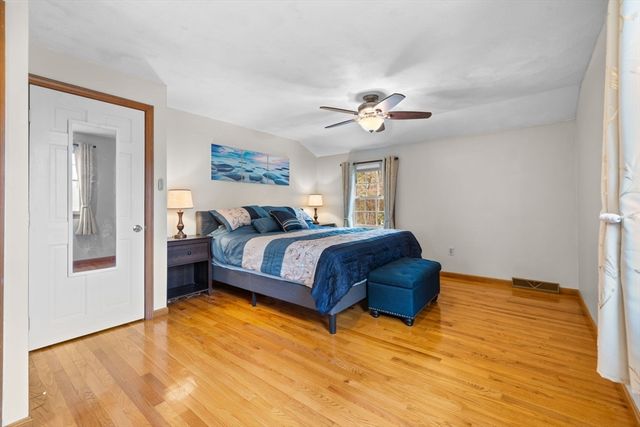 34 Cary St., Wilmington, MA 01887