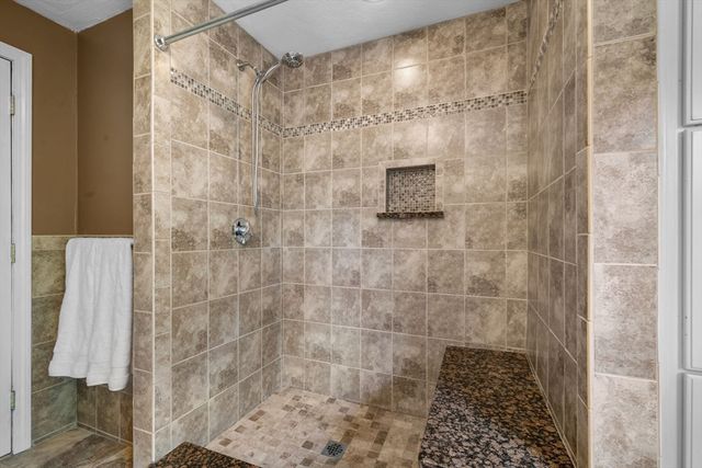 34 Cary St., Wilmington, MA 01887