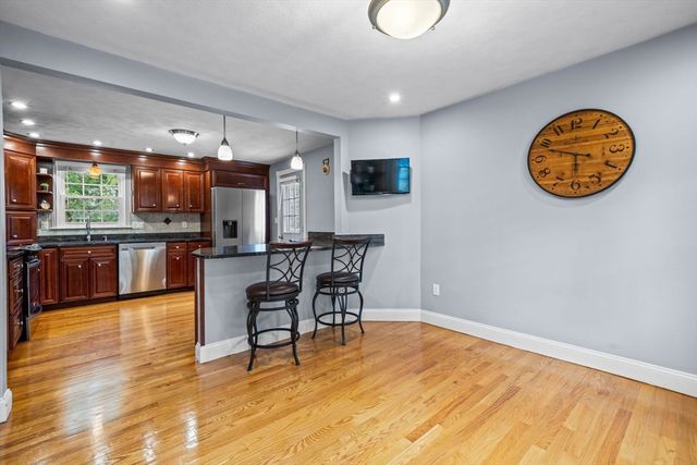 34 Cary St., Wilmington, MA 01887