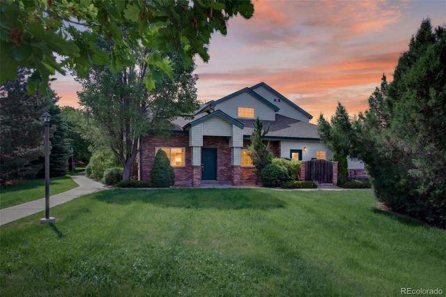 878 S Kalispell Circle 101, Aurora, CO 80017