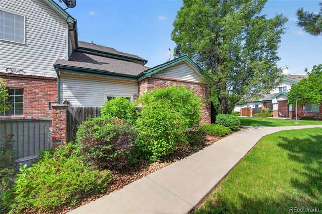 878 S Kalispell Circle 101, Aurora, CO 80017