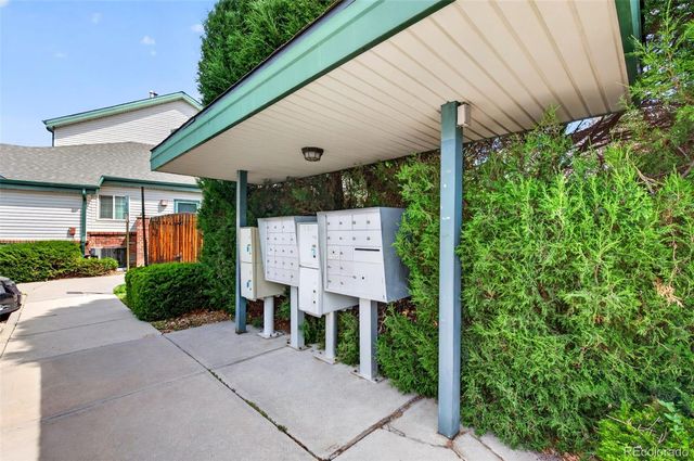 878 S Kalispell Circle 101, Aurora, CO 80017