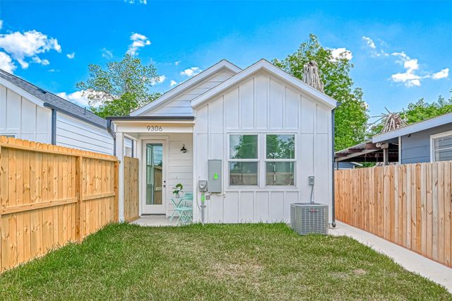 9316 Arledge Street B, Houston, TX 77075
