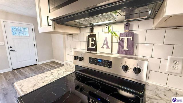 2810 Shot Hunt Road, Vine Grove, KY 40175