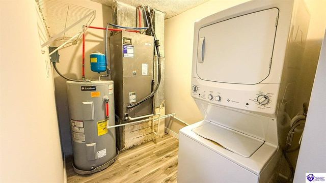 2810 Shot Hunt Road, Vine Grove, KY 40175