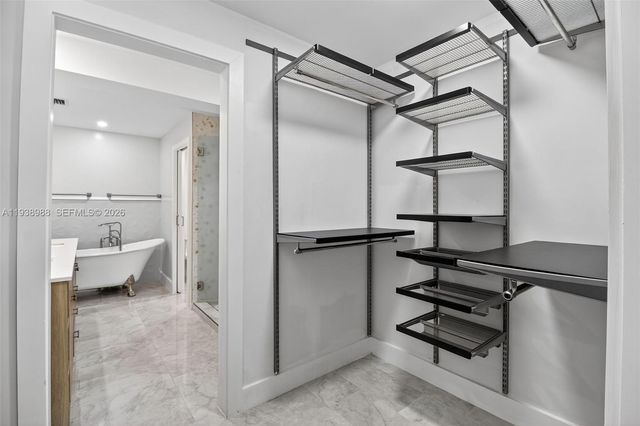 6090 SW 63rd Ave, South Miami, FL 33143