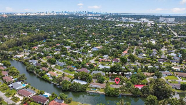 6090 SW 63rd Ave, South Miami, FL 33143