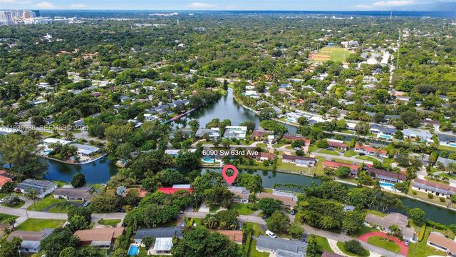 6090 SW 63rd Ave, South Miami, FL 33143