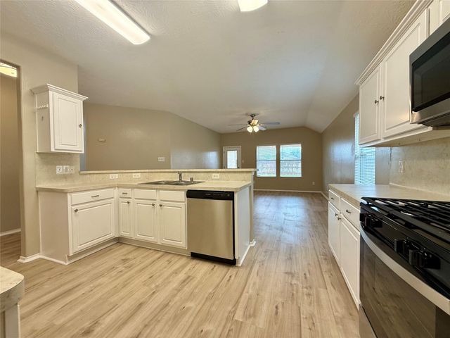 11423 Moonlight Ridge Drive, Humble, TX 77396