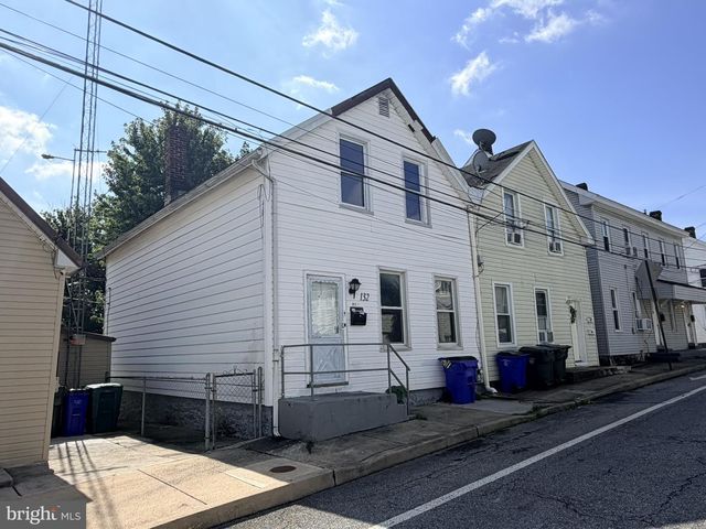 132 HIGH ST, Hagerstown, MD 21740