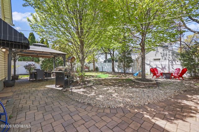 31 12th Street, Hazlet, NJ 07734