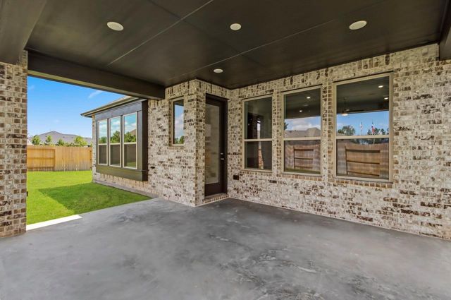 13105 Bridge Crest Drive, Conroe, TX 77302
