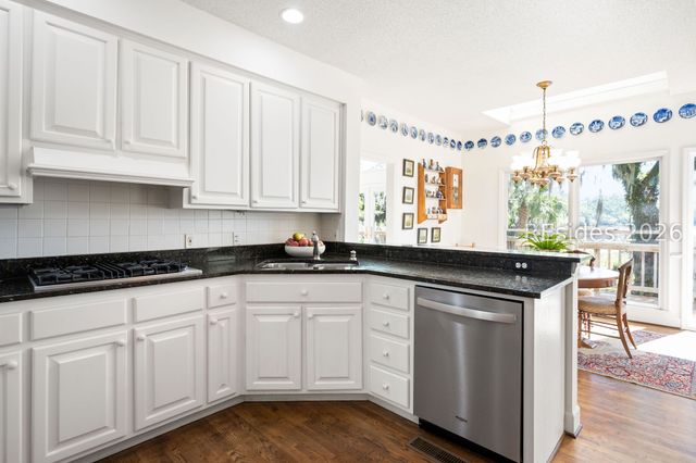 4 Bent Tree Ln, Okatie, SC 29909