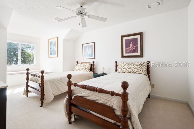 4 Bent Tree Ln, Okatie, SC 29909