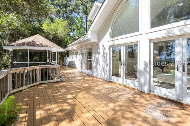4 Bent Tree Ln, Okatie, SC 29909