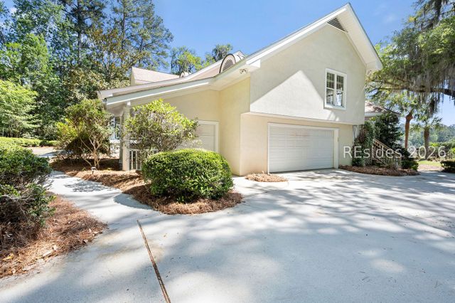 4 Bent Tree Ln, Okatie, SC 29909