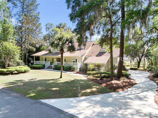 4 Bent Tree Ln, Okatie, SC 29909