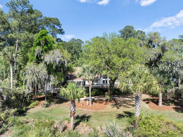 4 Bent Tree Ln, Okatie, SC 29909