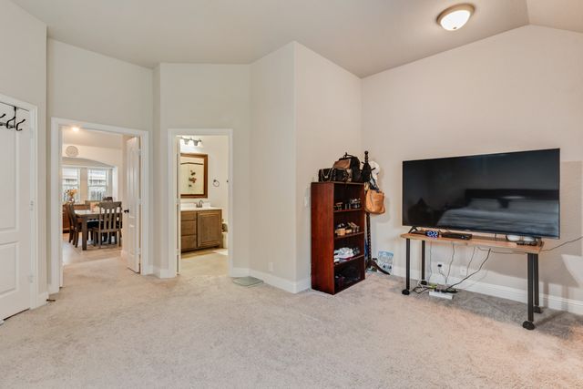 10609 Kettlewood Drive, Fort Worth, TX 76036