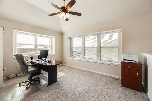 10609 Kettlewood Drive, Fort Worth, TX 76036