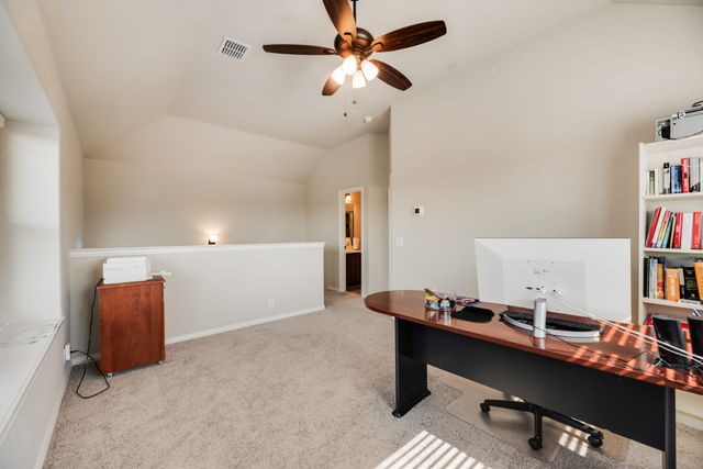 10609 Kettlewood Drive, Fort Worth, TX 76036