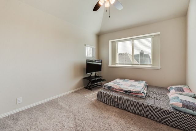 10609 Kettlewood Drive, Fort Worth, TX 76036