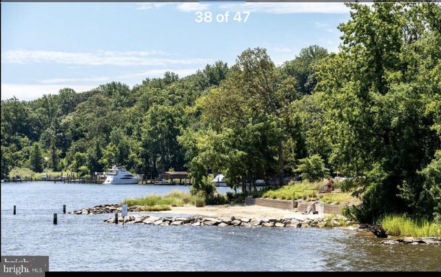 117 OAKWOOD RD, Edgewater, MD 21037